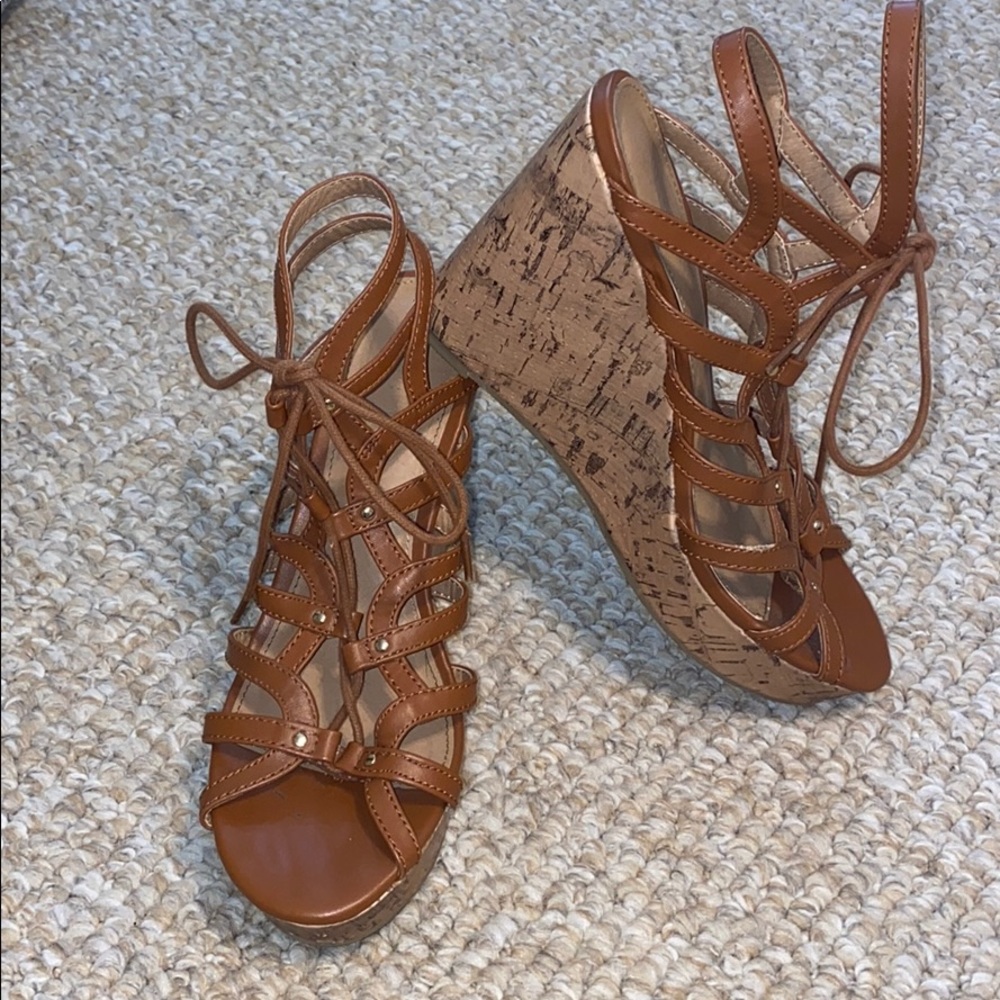 Tan wedges
